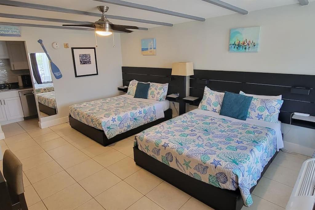River Delight,Studio109, Beach & Pool Steps Away + Wifi รัสกิน ภายนอก รูปภาพ